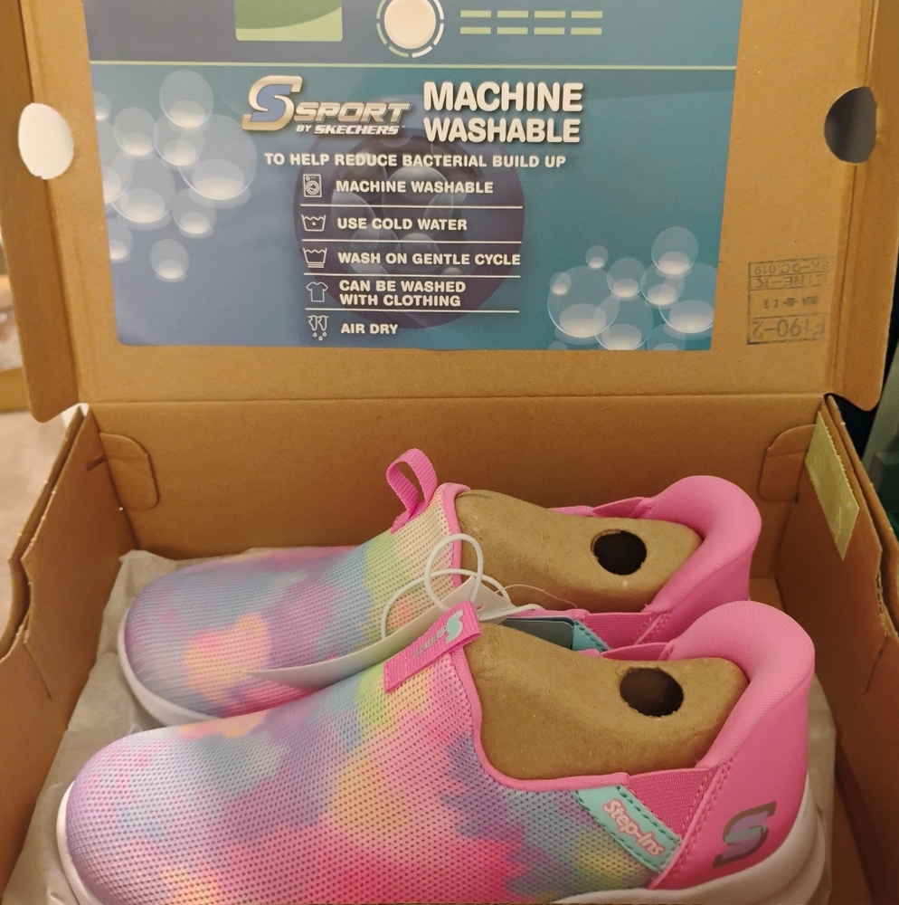 Skechers Tie Dye Sneakers Vibrant Low-Top Shoes